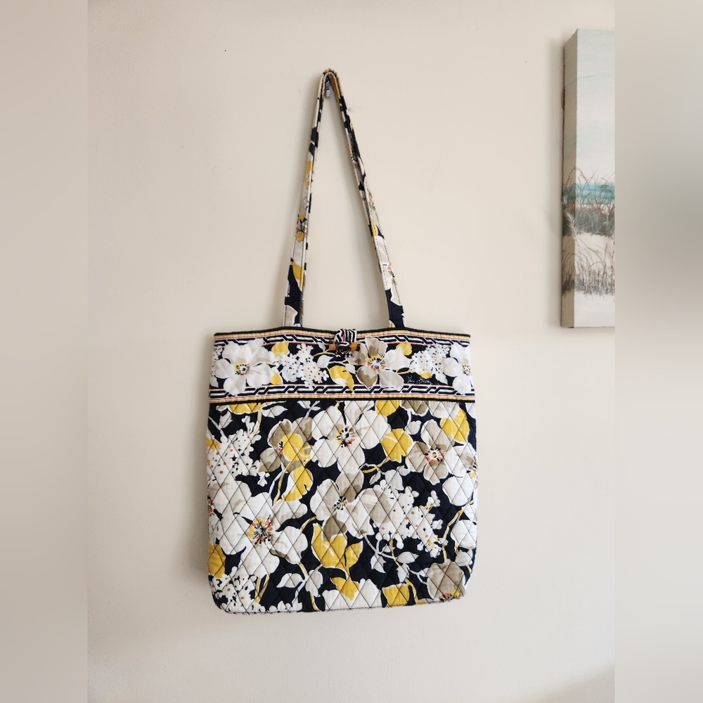 Vera Bradley floral tote bag